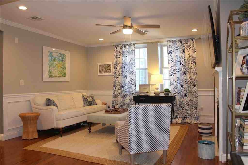 7 Mount Hope Ave ##204 - Photo 2 of 24