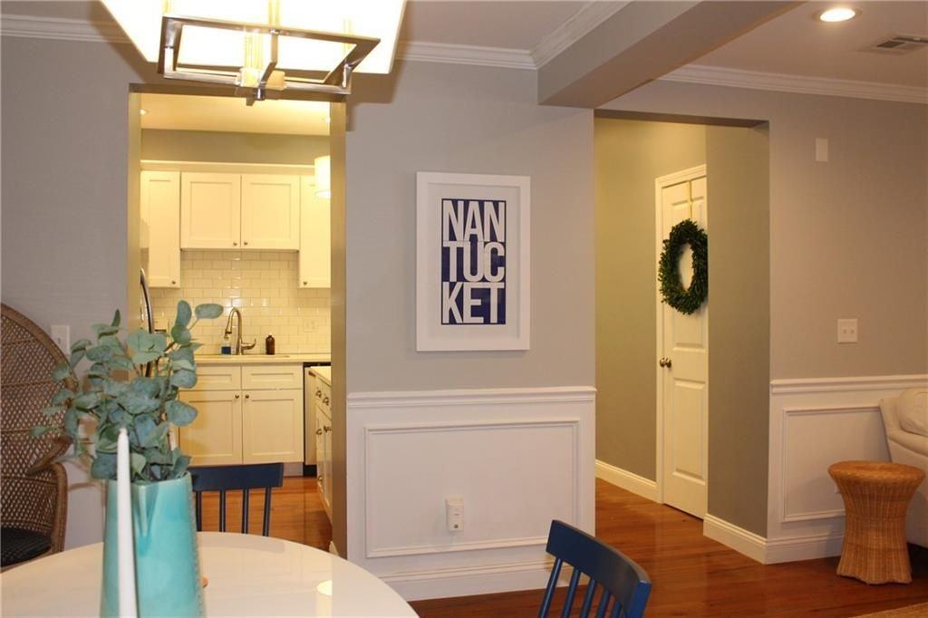 7 Mount Hope Ave ##204 - Photo 6 of 24