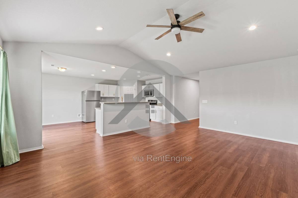 10220 Brandi Kay Dr - Photo 3 of 10