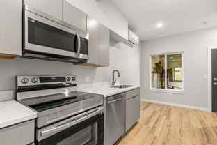 7150 N Greenwich Ave #6 - Photo 1 of 1