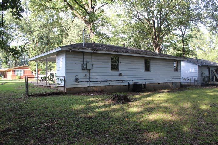 19 Exeter Dr - Photo 2 of 21