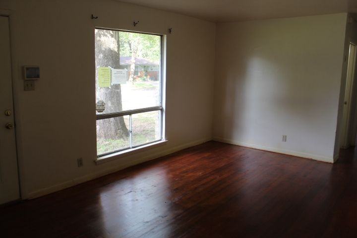 19 Exeter Dr - Photo 5 of 21