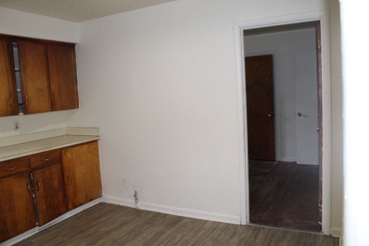 1 Sheffield Dr - Photo 2 of 23