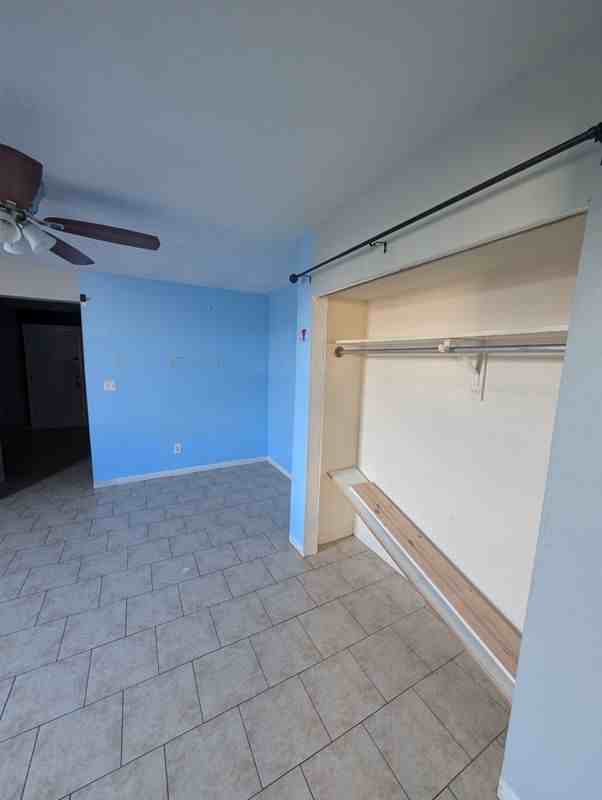 13 William C Kelly Sq - Photo 3 of 9