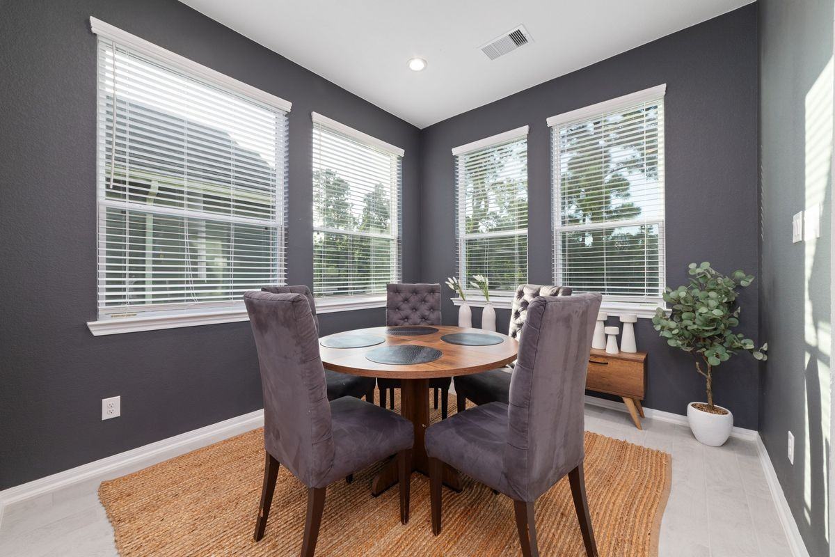 331 E Coralburst Loop - Photo 4 of 22