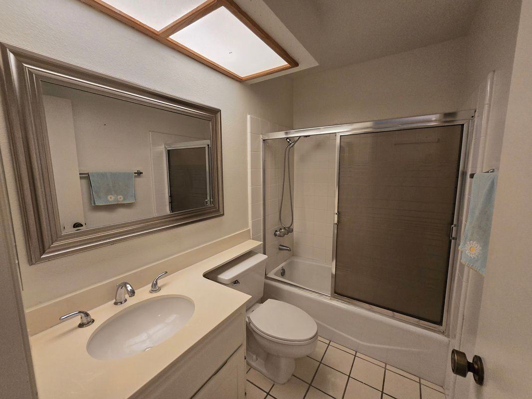 1405 Bodega Way ##1 - Photo 6 of 18