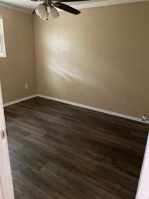 1495 W Mulberry St #6 - Photo 2 of 6