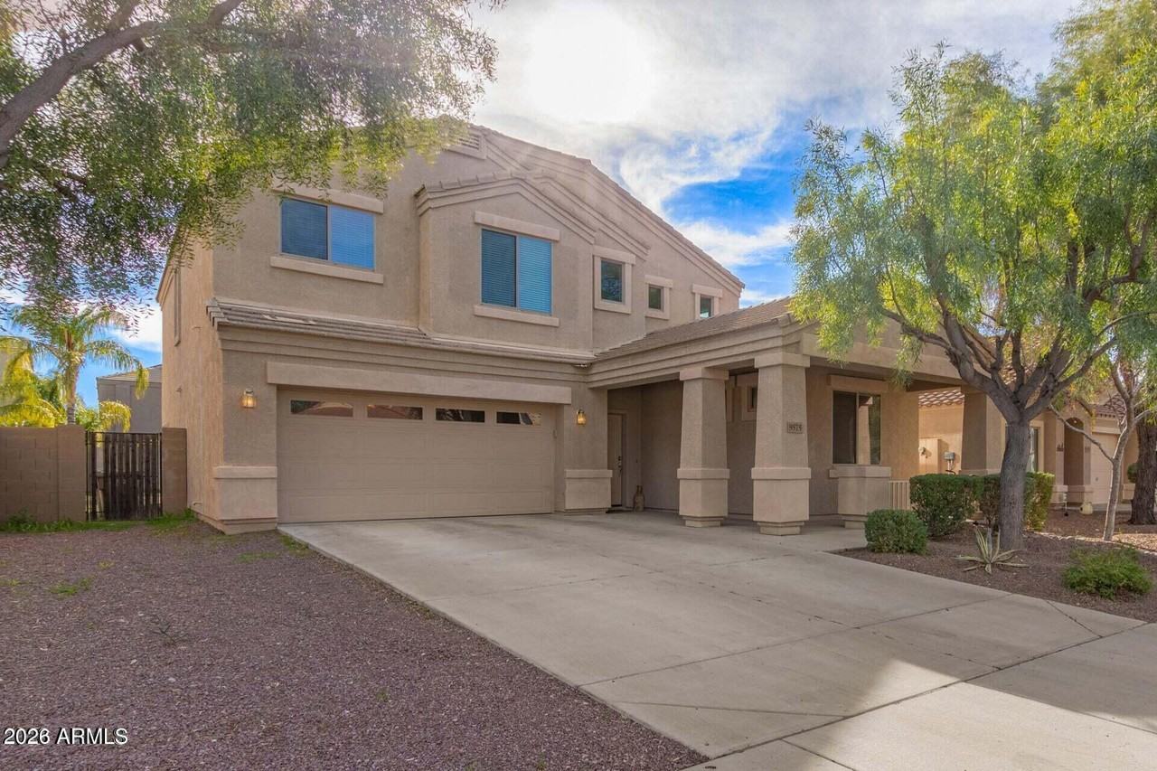 9575 W Quail Ave - Photo 2 of 28