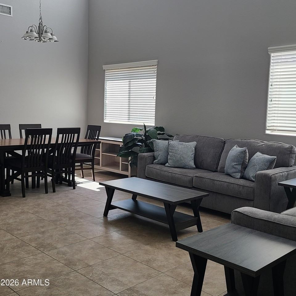 9575 W Quail Ave - Photo 5 of 28