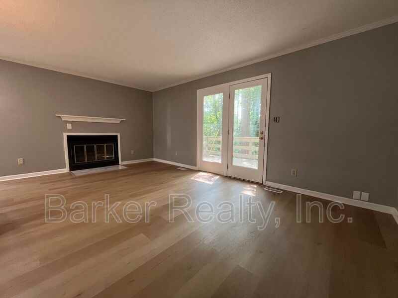 714 Carolina Ave - Photo 3 of 11