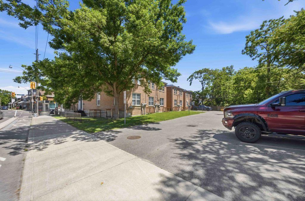 1901A Dundas St E #82A - Photo 3 of 20