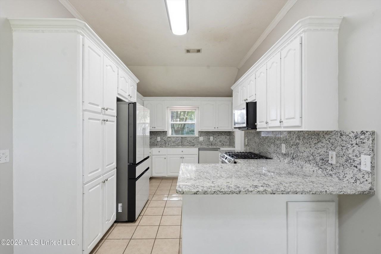 249 Cherry Bark Dr - Photo 6 of 45