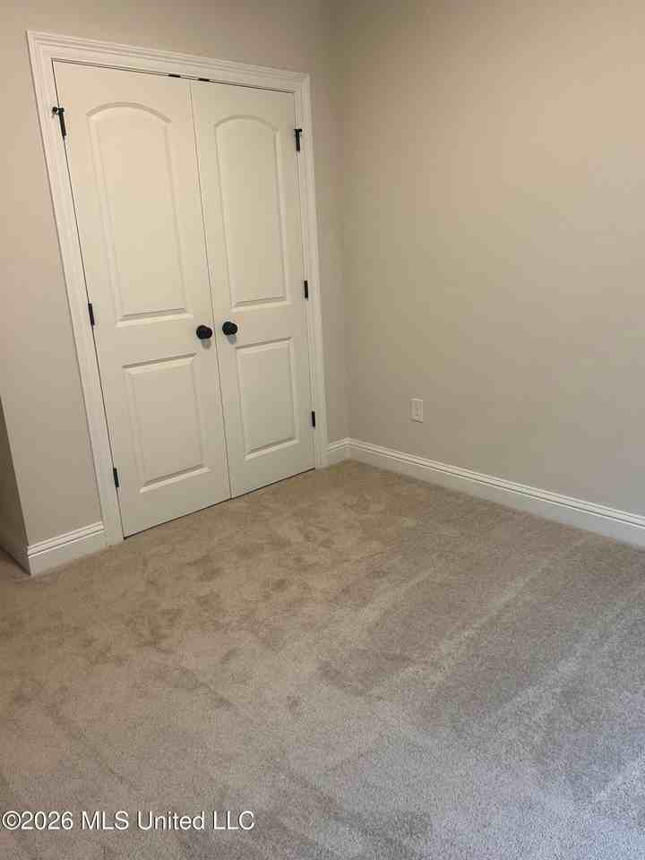 7719 Claymont Cir - Photo 3 of 13