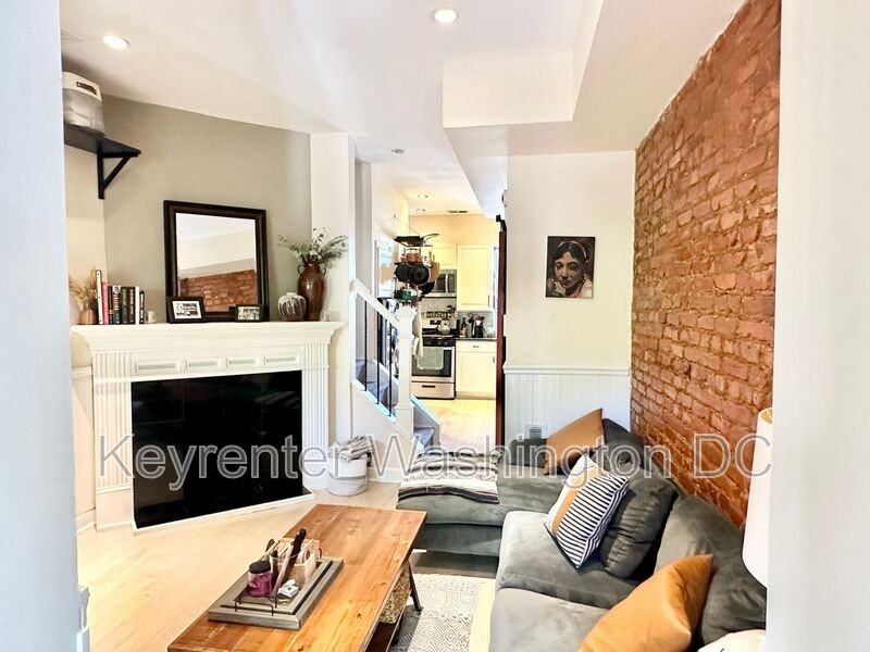 55 Todd Pl Ne #NE - Photo 5 of 30