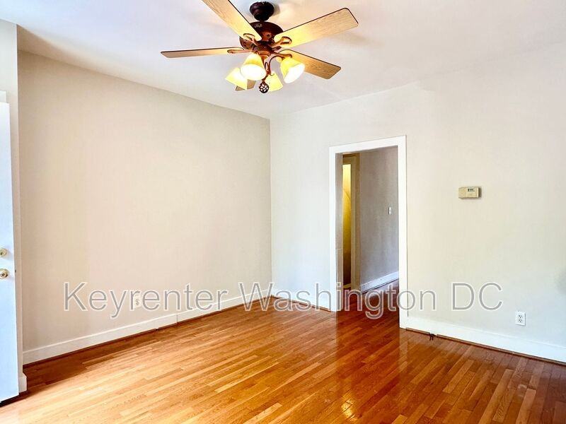 1528 8th St Nw - Photo 7 of 44
