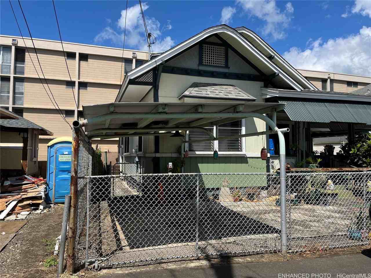 35 S Kuakini St #C - Photo 2 of 14