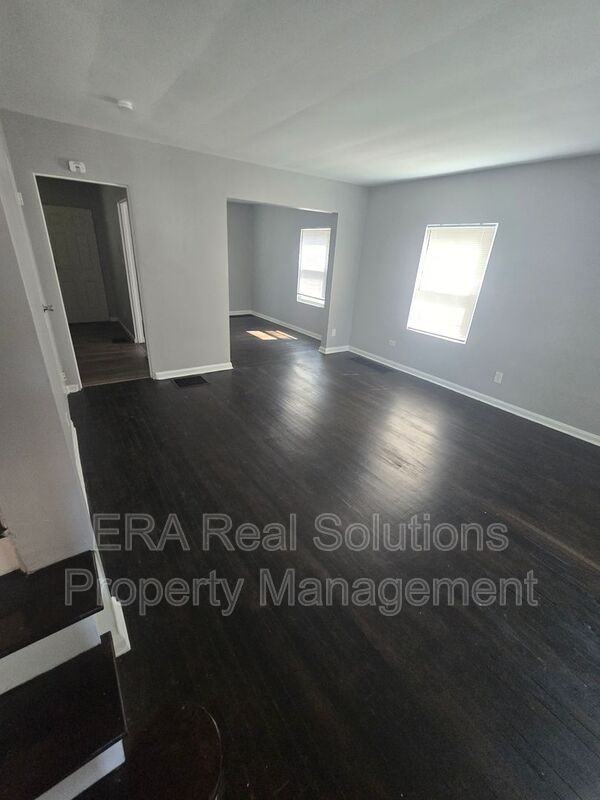 2920 Ruhl Ave - Photo 5 of 26
