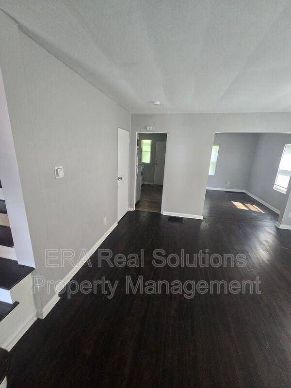2920 Ruhl Ave - Photo 6 of 26