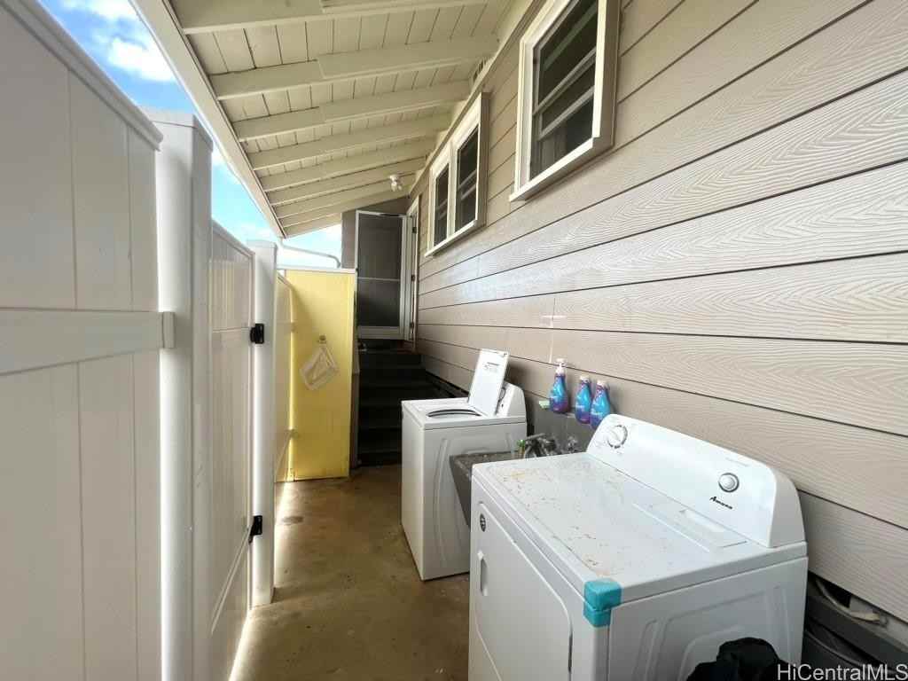 1279 Manulani St - Photo 4 of 16