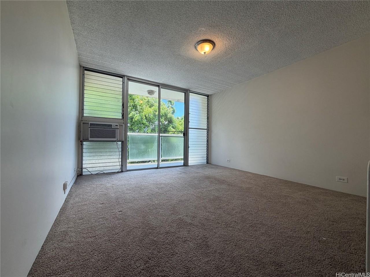 Monsarrat Ave - Photo 2 of 6