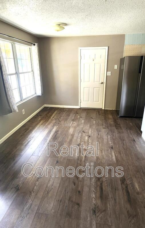 1412 W Walnut St - Photo 4 of 6