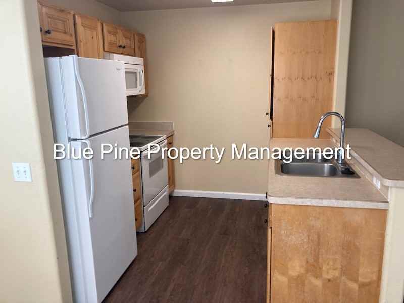 133 Clubhouse Cir #101 - Photo 3 of 11