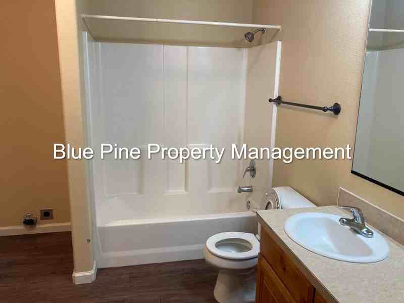 133 Clubhouse Cir #101 - Photo 6 of 11