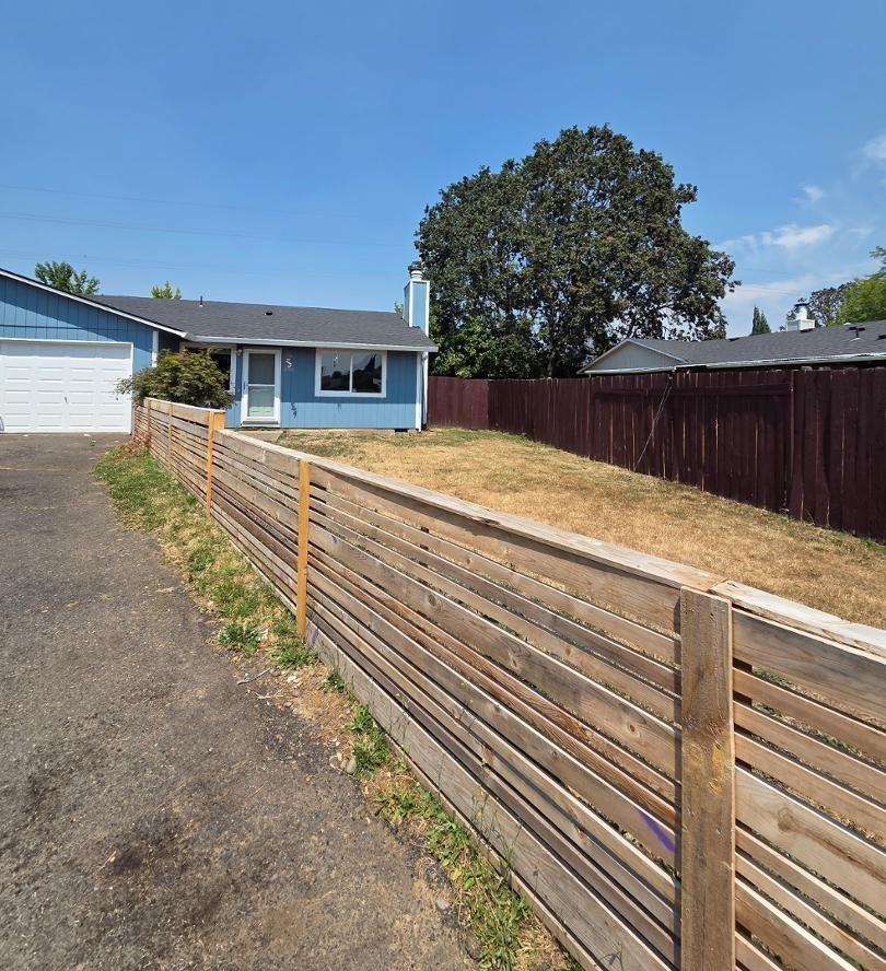 2780 N Davis Ct - Photo 3 of 25