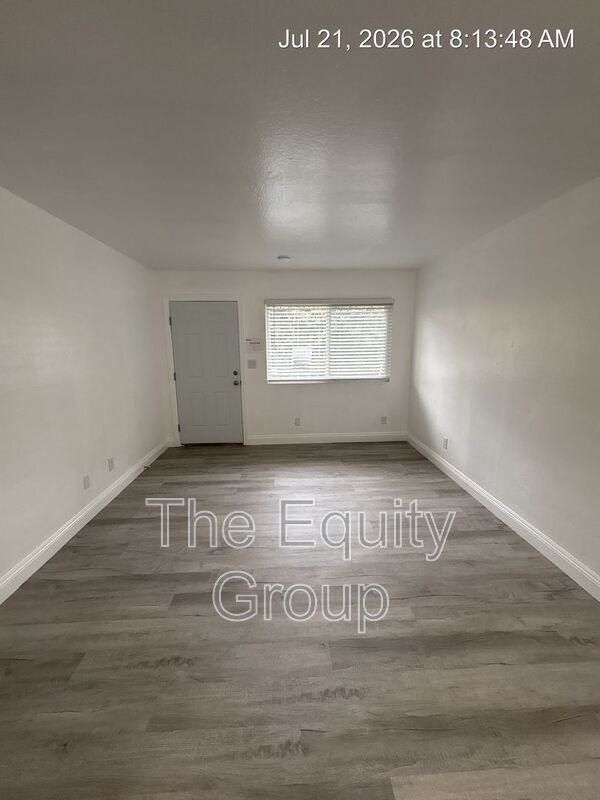 315 Ne 3rd Ave #B - Photo 2 of 14