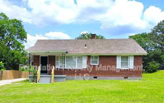 3276 Ashland St - Photo 1 of 1