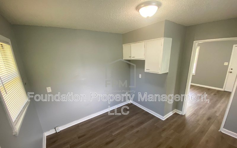 3276 Ashland St - Photo 6 of 16