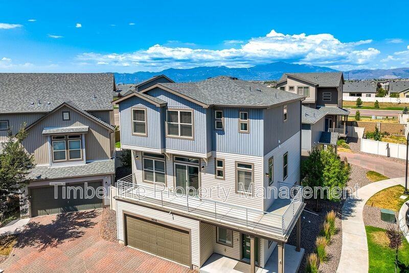 9606 Timberlake Loop - Photo 4 of 50