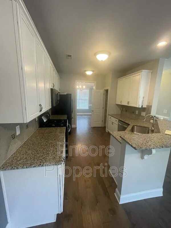 1324 Forest Fern Ln - Photo 3 of 18