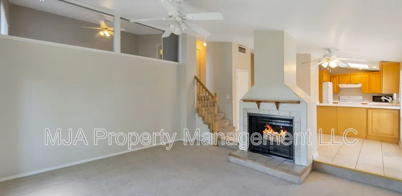 848 Westsouth #850 - Photo 3 of 13