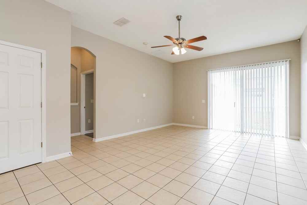 3917 Leatherwood Dr - Photo 4 of 16