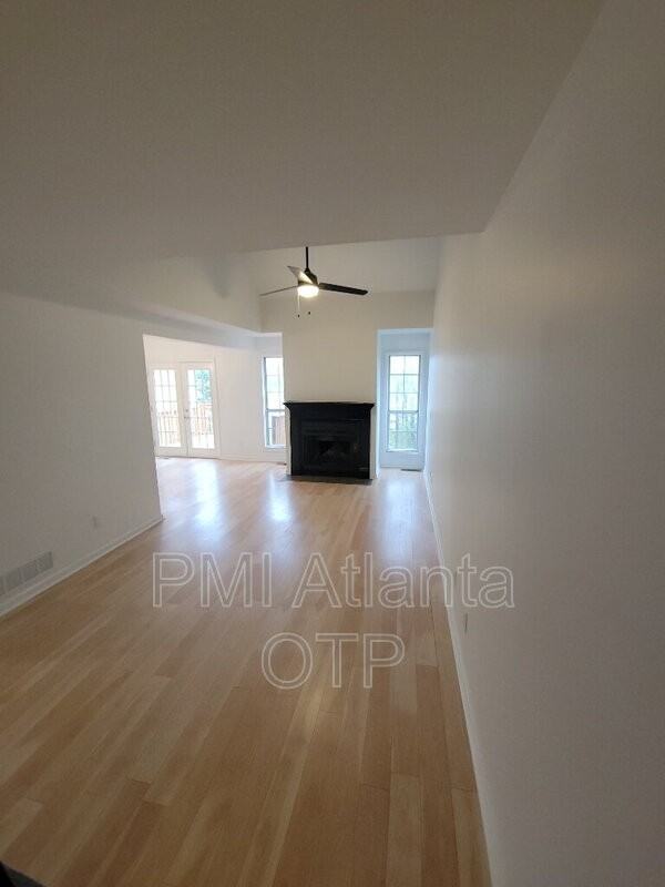 1782 Millview Dr - Photo 3 of 20