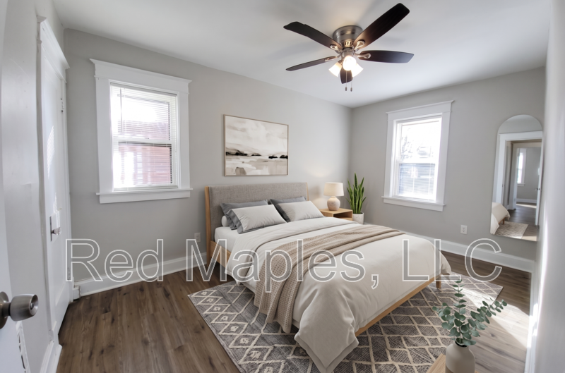 708 Wilmington Ave - Photo 6 of 9