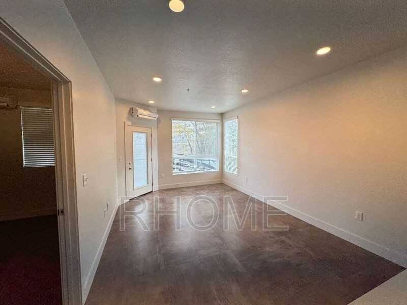 965 W 850 S #318 - Photo 6 of 12