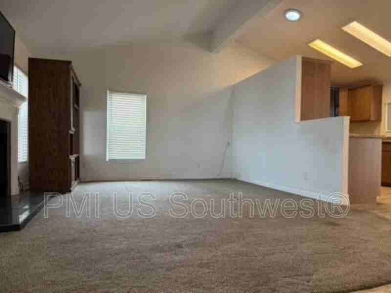 4818 S Baronsgate Way - Photo 7 of 47
