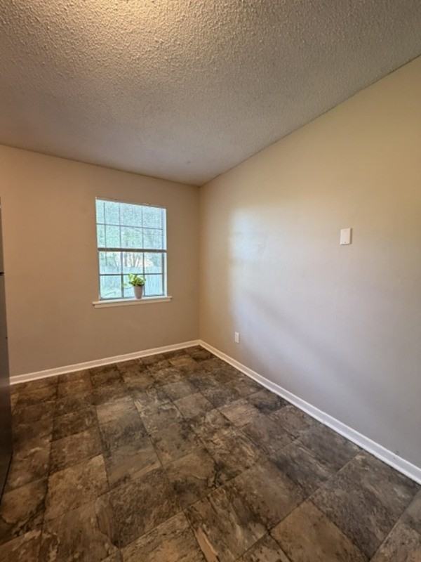 2116 Greenoaks Rd #1B - Photo 6 of 16