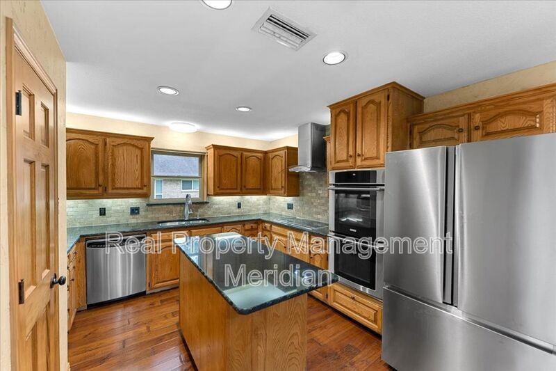 20 Timberline Dr - Photo 5 of 20