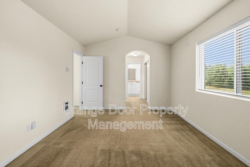 2306 165th St E - Photo 2 of 44