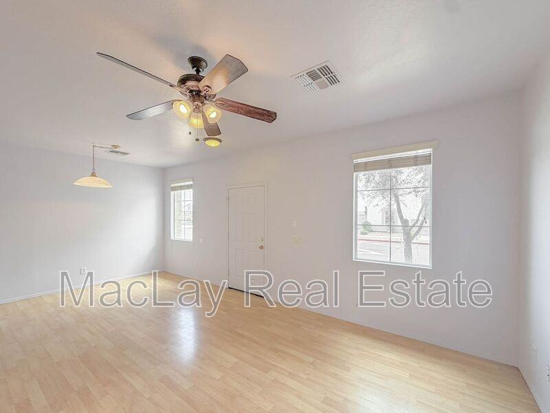 5216 W Albeniz Pl - Photo 3 of 29