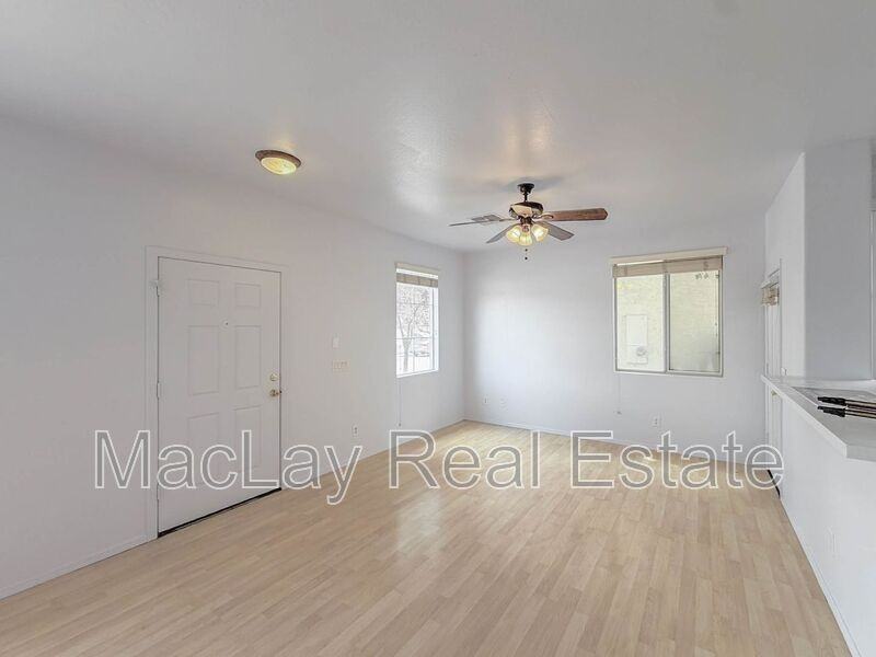 5216 W Albeniz Pl - Photo 4 of 29