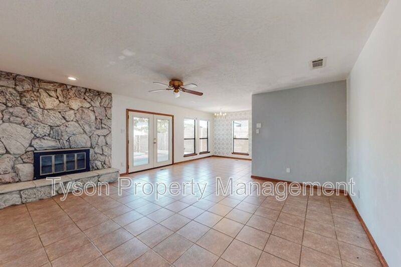 7305 Mayflower Rd Ne - Photo 7 of 21