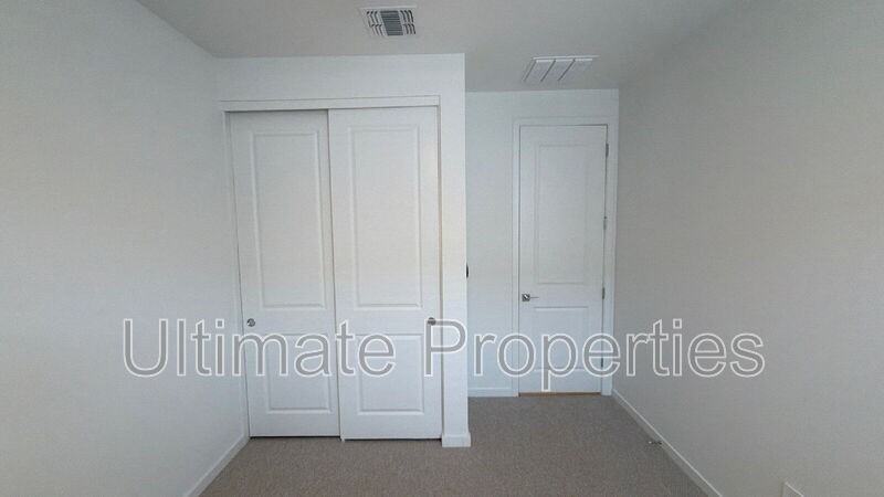 17866 W Washington St - Photo 5 of 18