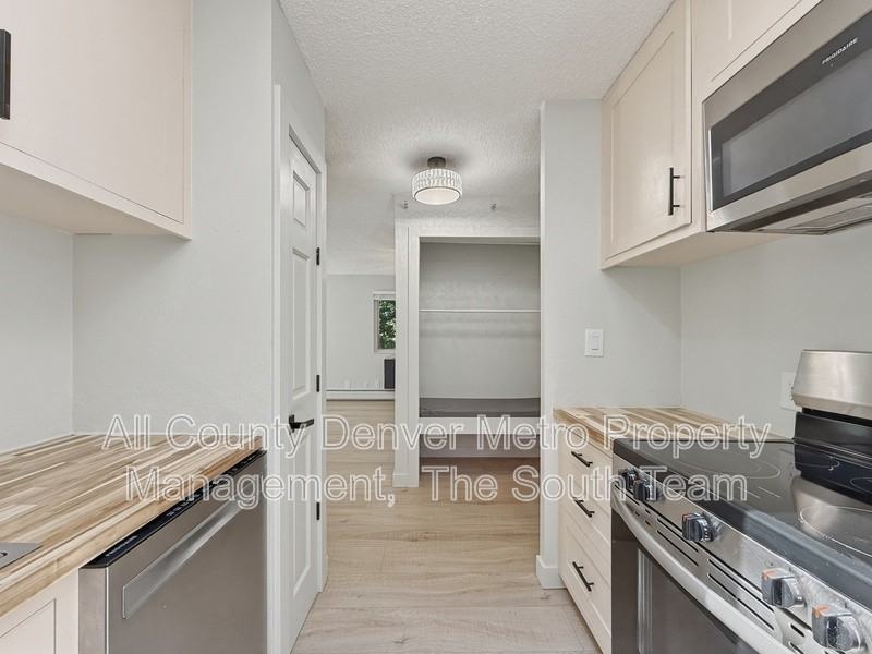 2835 S Monaco Street Pkwy #1-308 - Photo 7 of 15