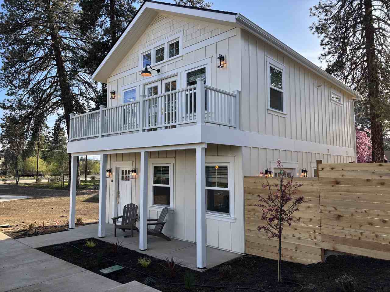 480 Se Reed Market Rd #6 - Photo 4 of 36