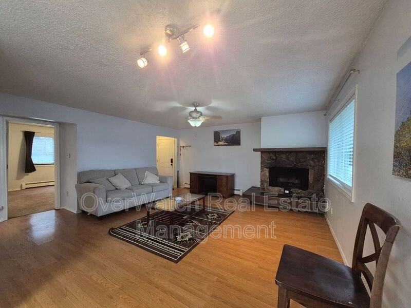 311 Turpin St #A - Photo 4 of 10