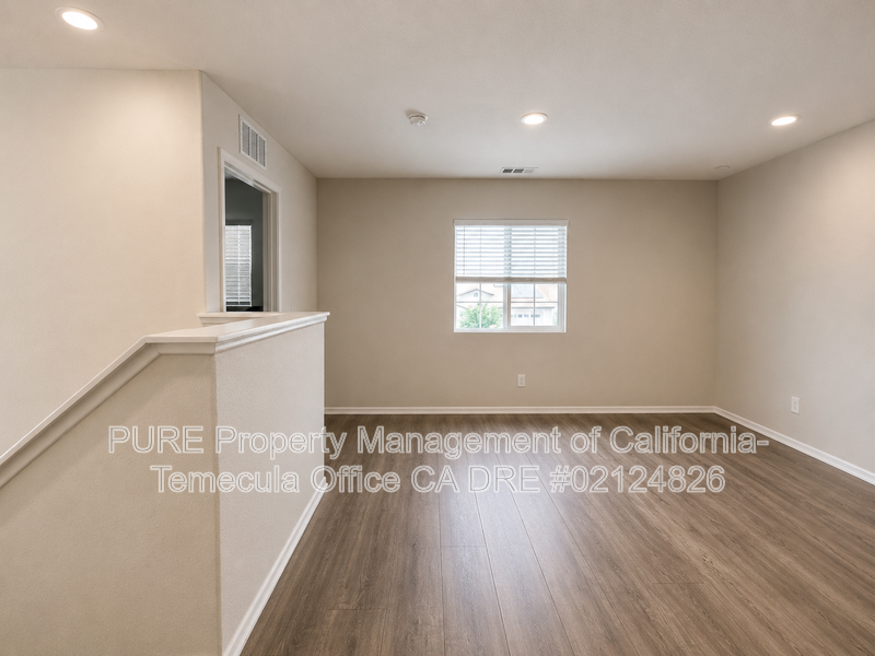 1243 Justice Pl - Photo 4 of 11